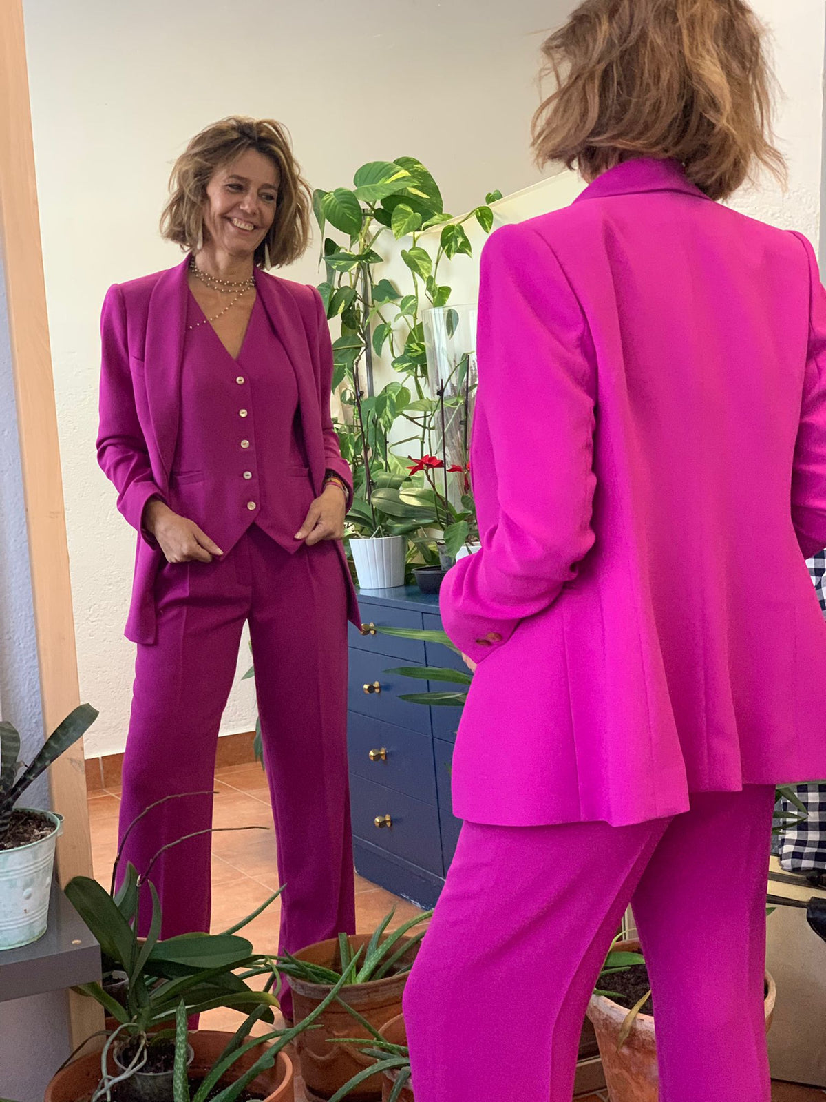 TRAJE DE CHAQUETA FUCSIA