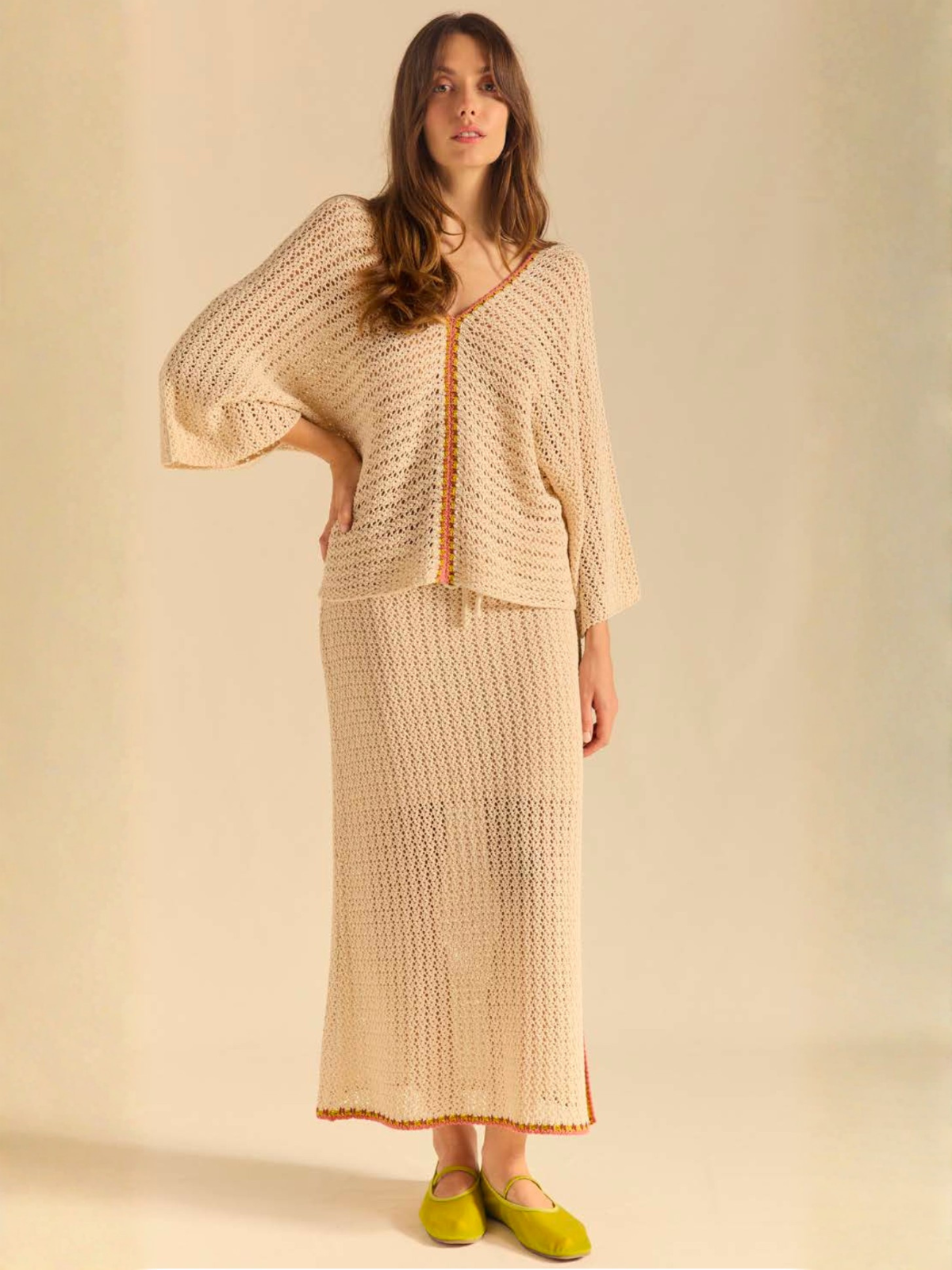 Falda punto calado beige