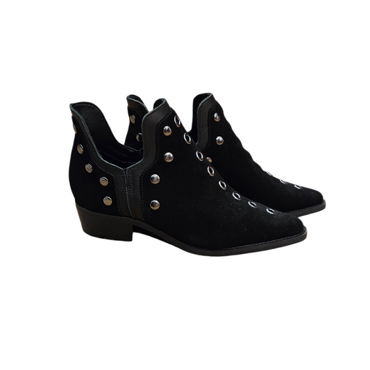 Botines tachas ante negro