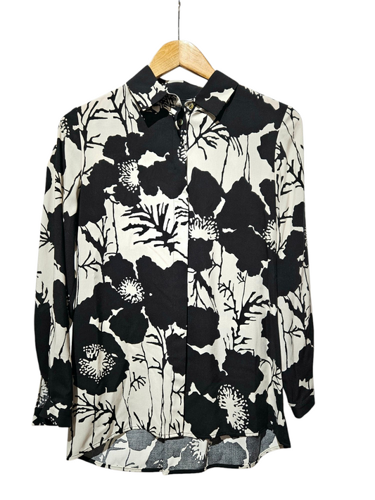 Camisa tipo Cannes blanco y negro