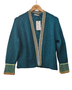 Chaqueta verde con ribete