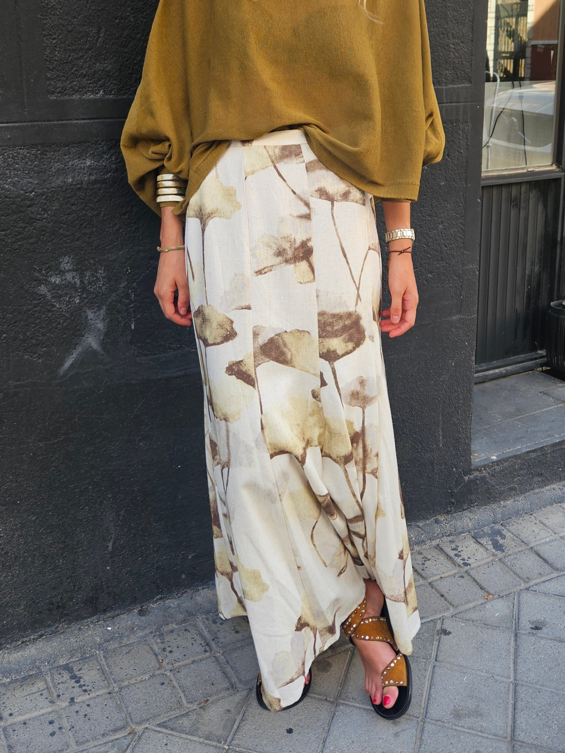 Falda godets flores pistacho