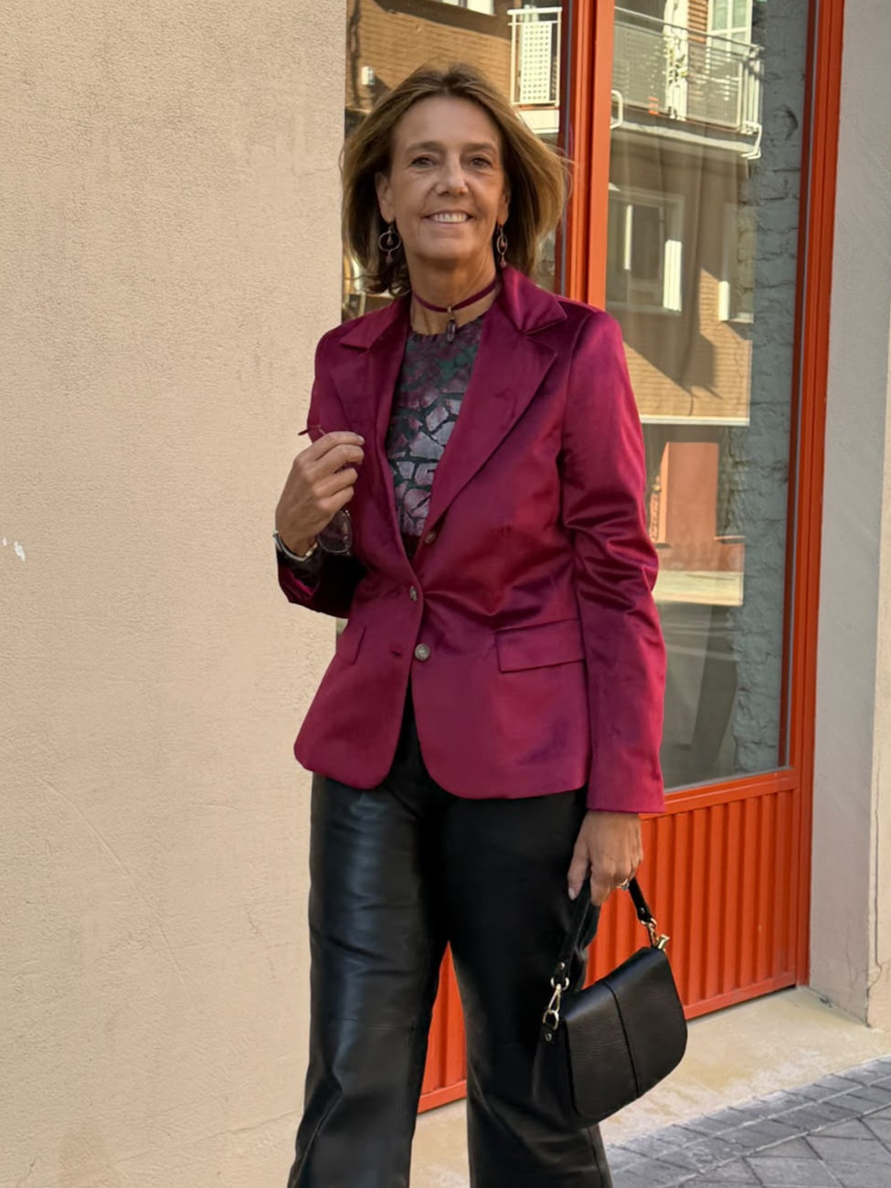Blazer Kate de terciopelo granate
