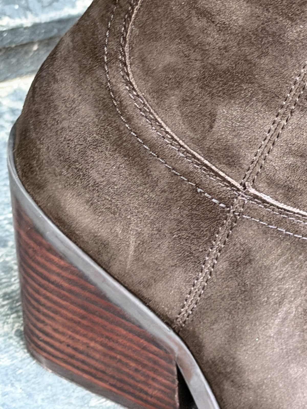 Botas cowboy serraje topo