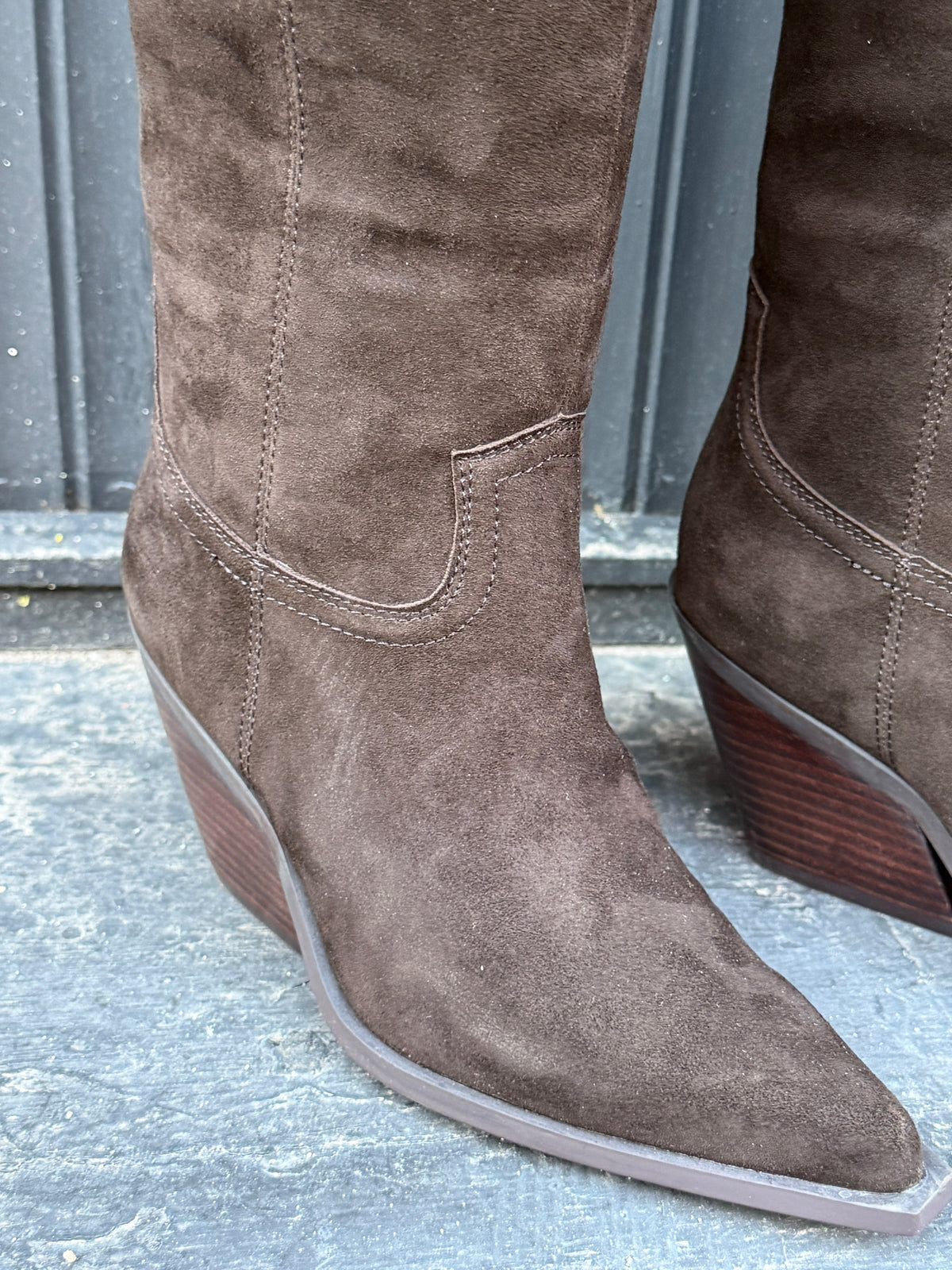 Botas cowboy serraje topo