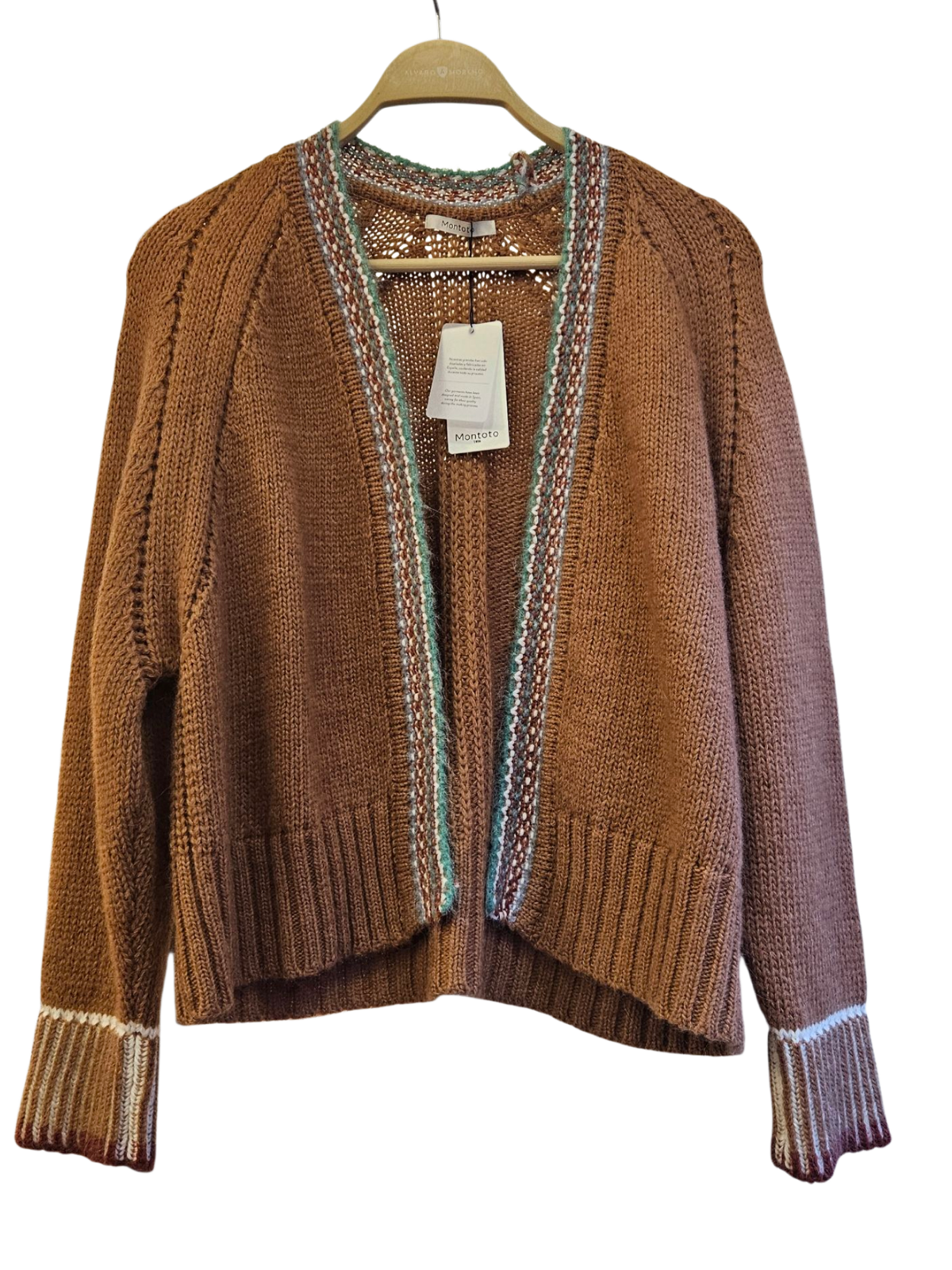 Chaqueta marrón con ribete