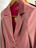 Blazer Kate de terciopelo rosa palo