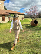 Chaleco Macarena cuadros beige